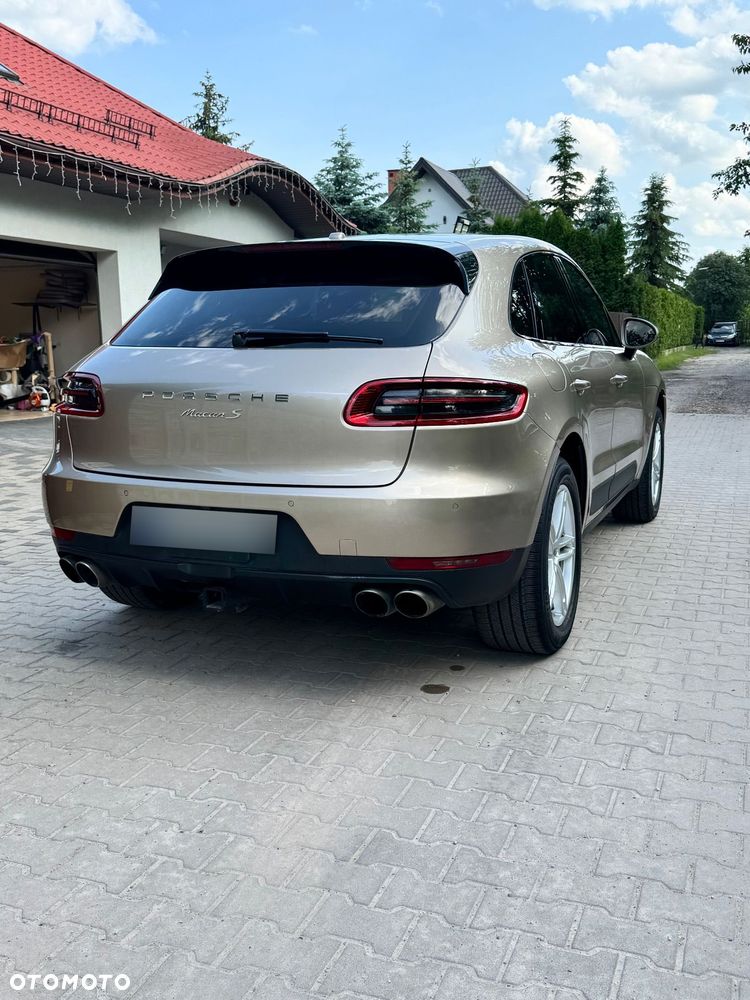 Porsche Macan S - 17