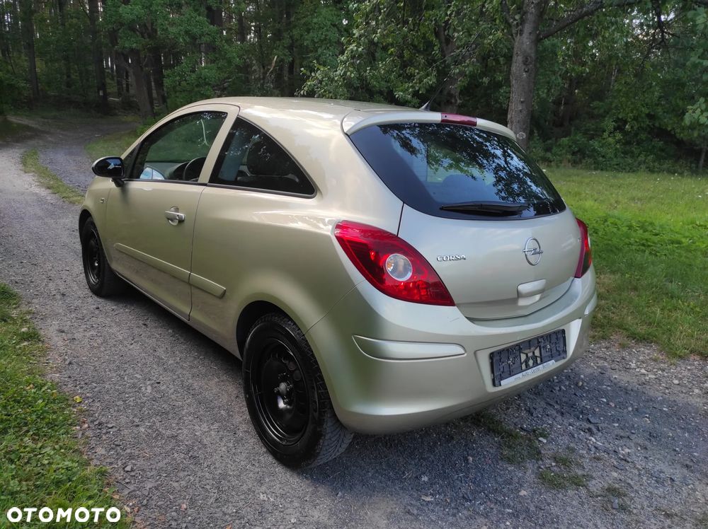 Opel Corsa 1.2 16V - 7