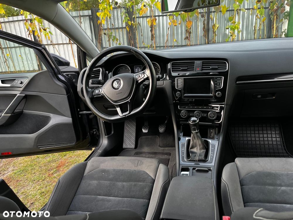 Volkswagen Golf 1.4 TSI BMT Highline - 7