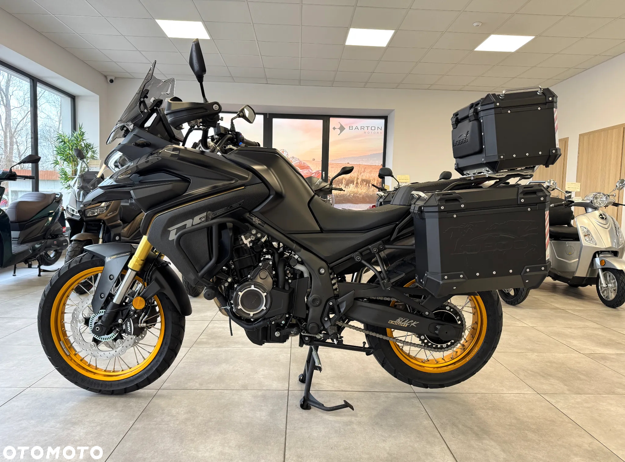 VOGE 525DSX - 19