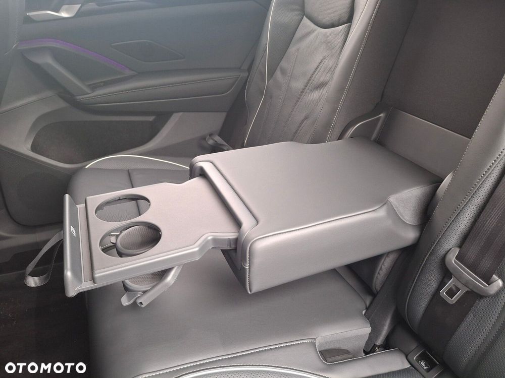 Volkswagen Tayron 2.0 TSI Elegance DSG - 23