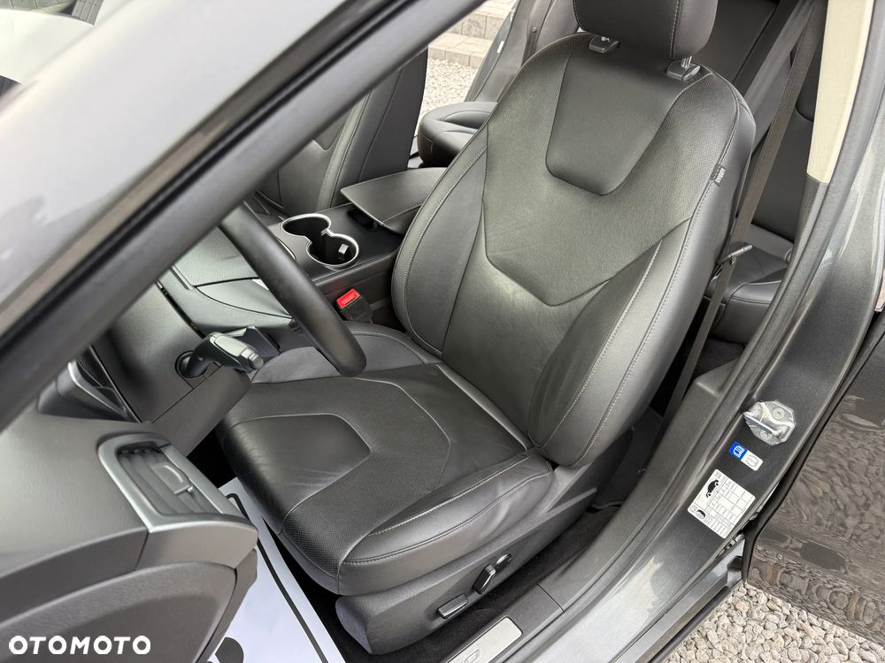 Ford Mondeo 2.0 TDCi Titanium PowerShift - 25
