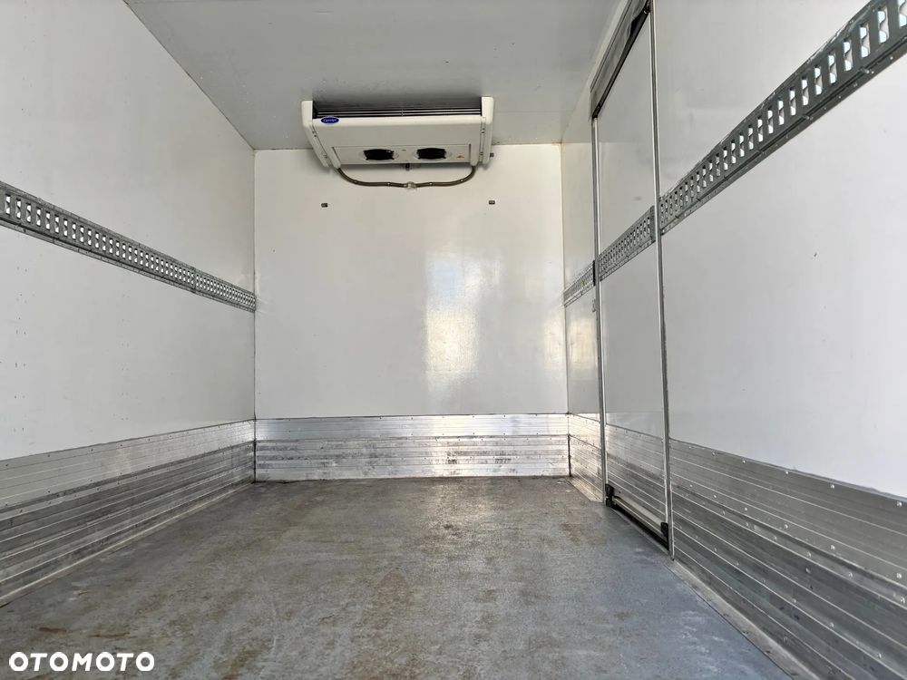 Iveco IVECO DAILY CHŁODNIA KONTENER PODWOZIE DO ZABUDOWY KILKANAŚCIE SZTUKDAILY 70C17,70C18,70C15,72C18 - 7