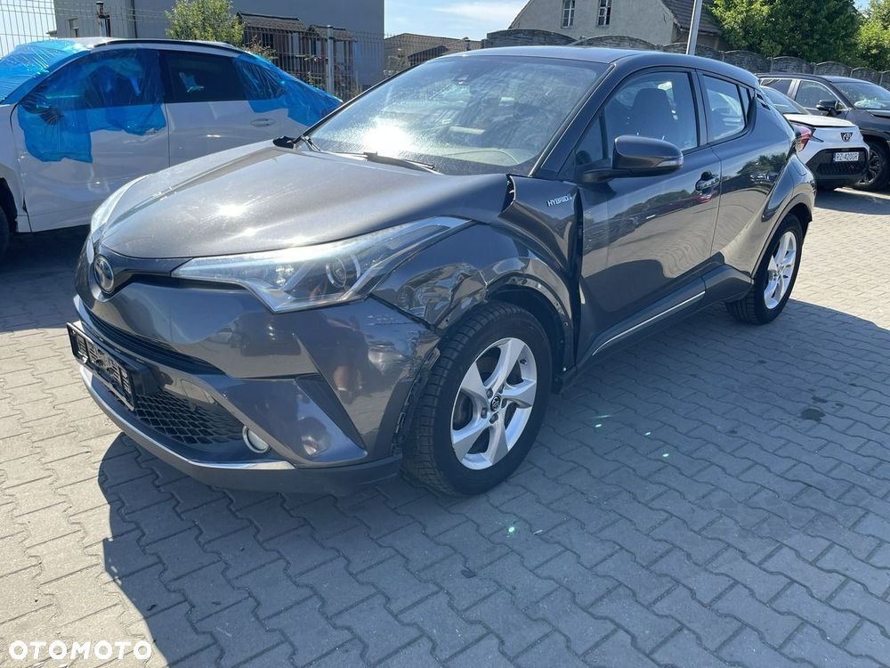 Toyota C-HR - 6