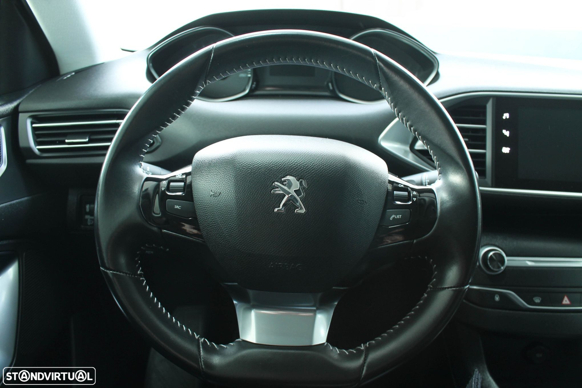 Peugeot 308 SW 1.5 BlueHDi Style - 21