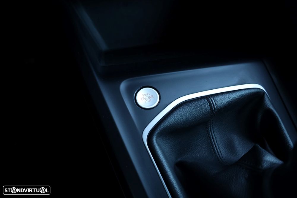 VW Golf 1.0 TSI Life - 18