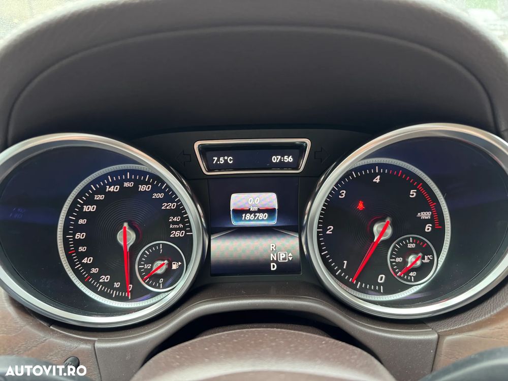 Mercedes-Benz GLE 350 d 4MATIC 9G-TRONIC AMG Line - 27