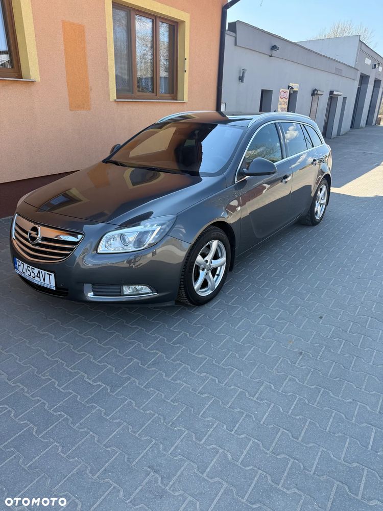 Opel Insignia - 1