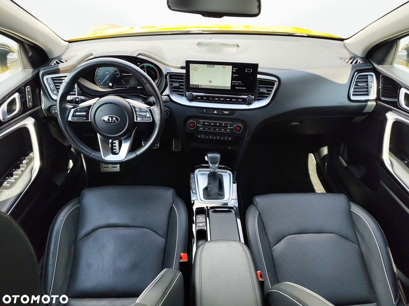 Kia XCeed - 18