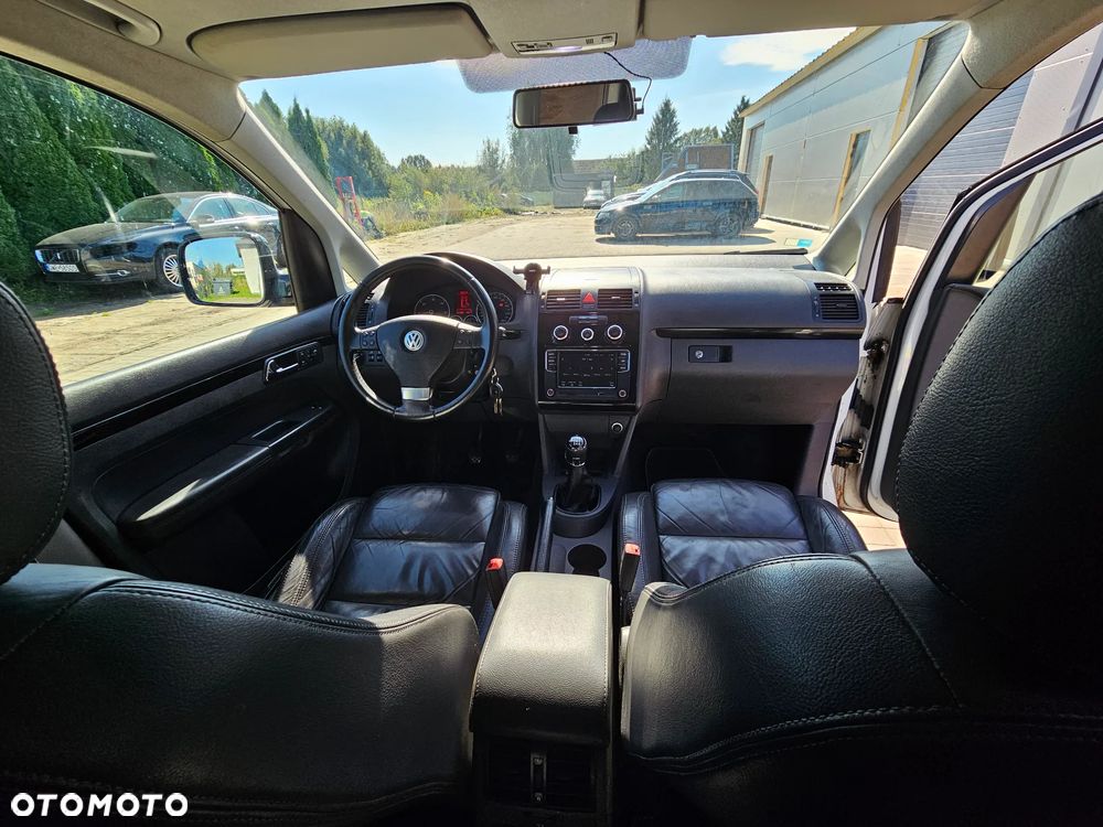 Volkswagen Caddy Life - 11