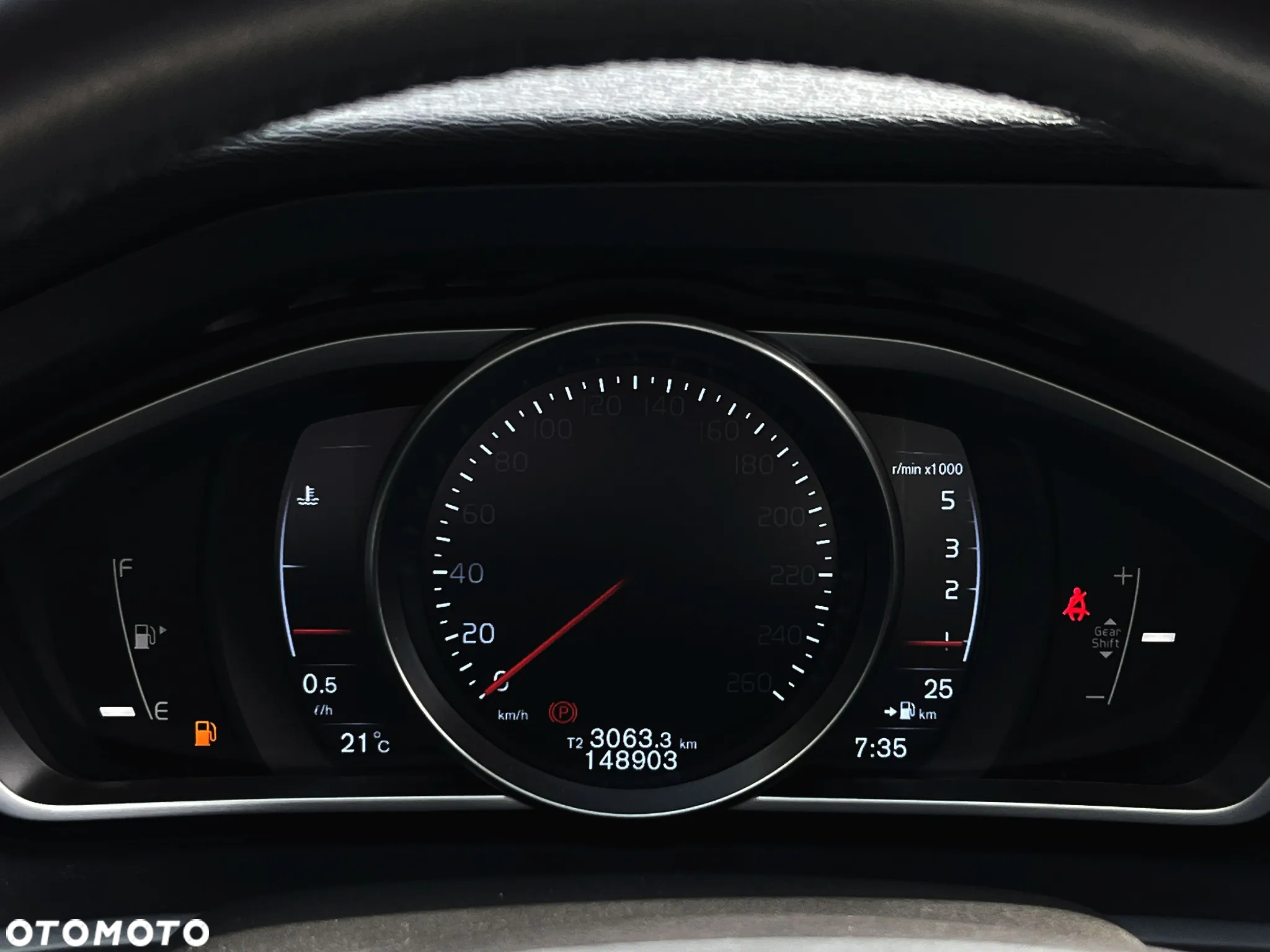 Volvo V40 D2 Drive-E Momentum - 19