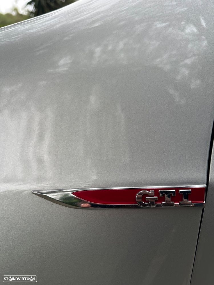 VW Golf 2.0 GTI DSG - 16