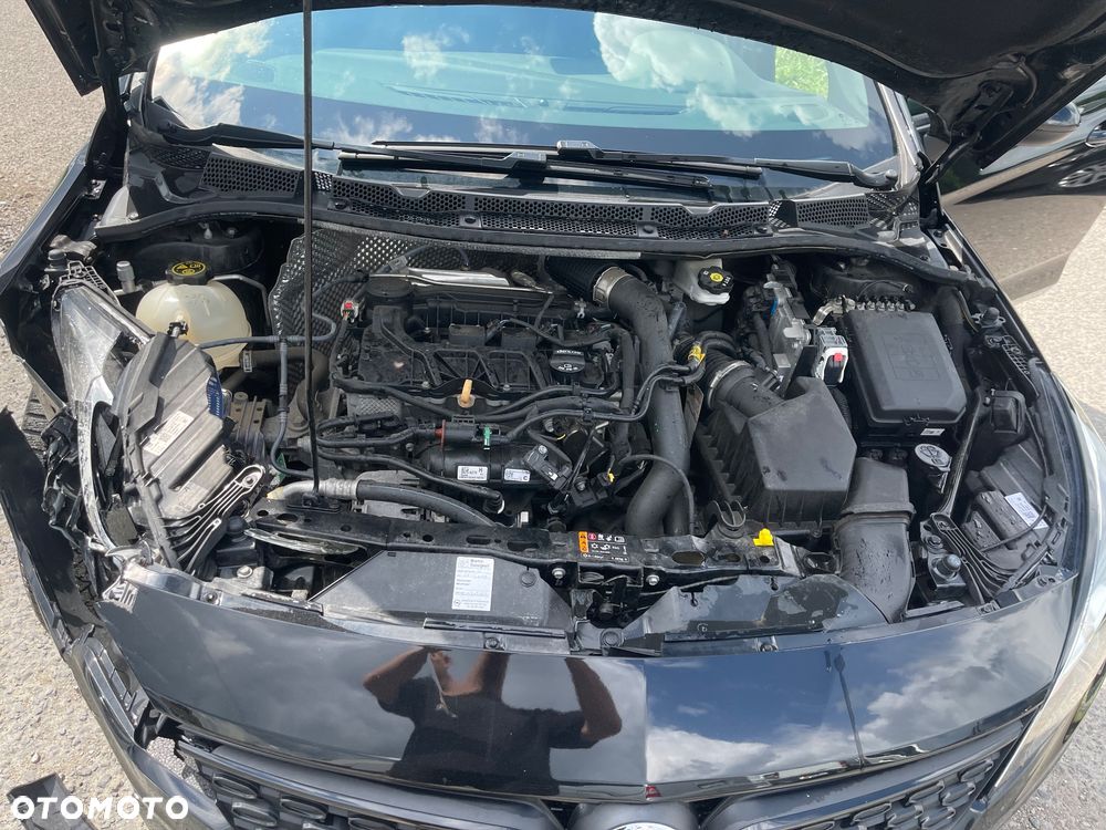Opel Astra 1.2 Turbo Start/Stop Design&Tech - 28