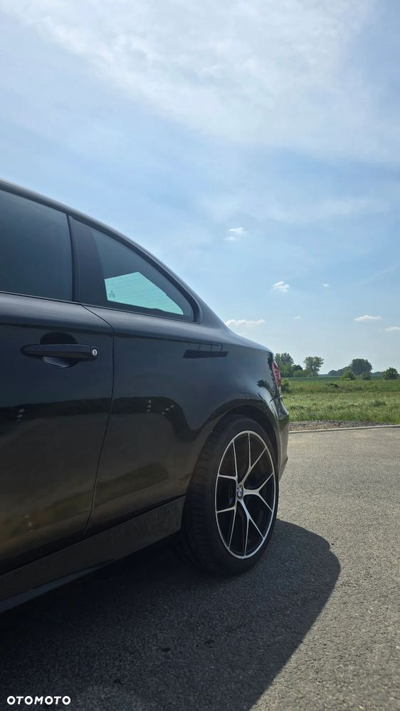 BMW Seria 1 - 21