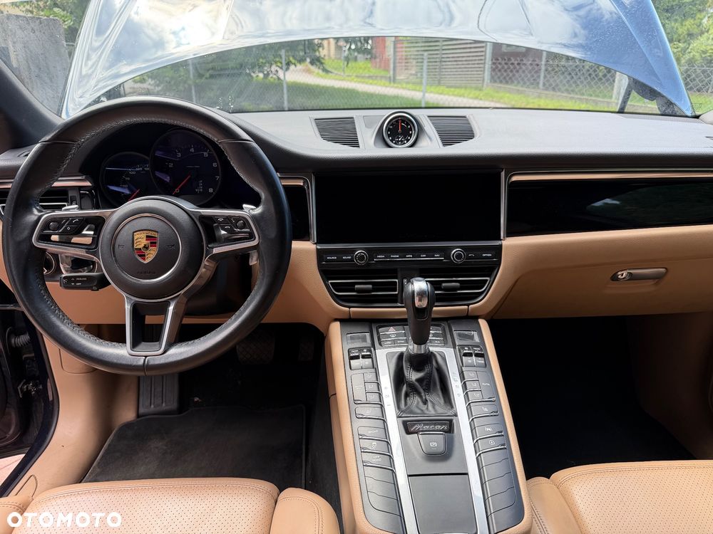Porsche Macan - 21