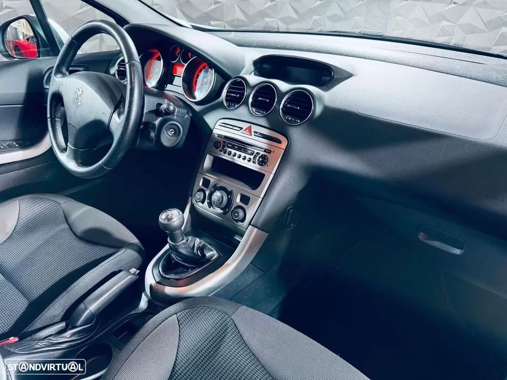 Peugeot 308 1.6 HDi Executive - 10