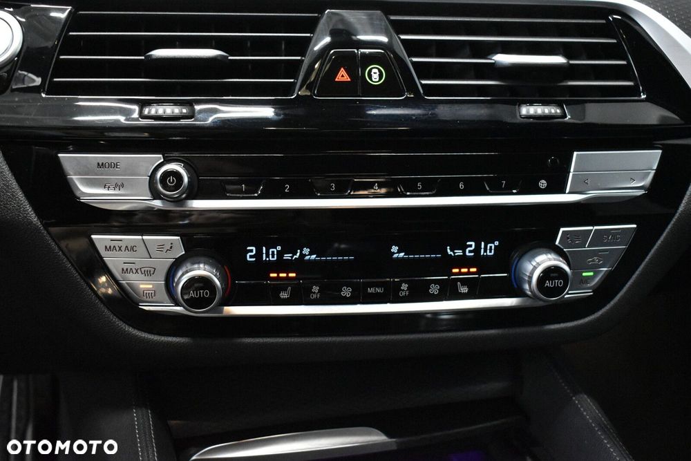 BMW Seria 5 520d xDrive MHEV M Sport sport - 21