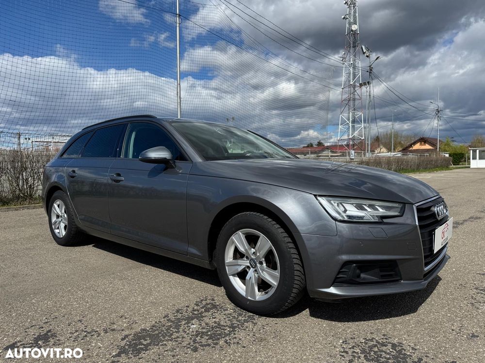 Audi A4 2.0 TDI S tronic design - 2
