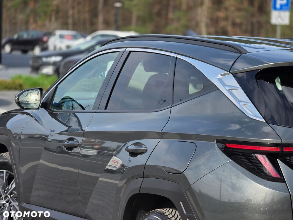 Hyundai Tucson 1.6 T-GDi HEV Executive 2WD - 34