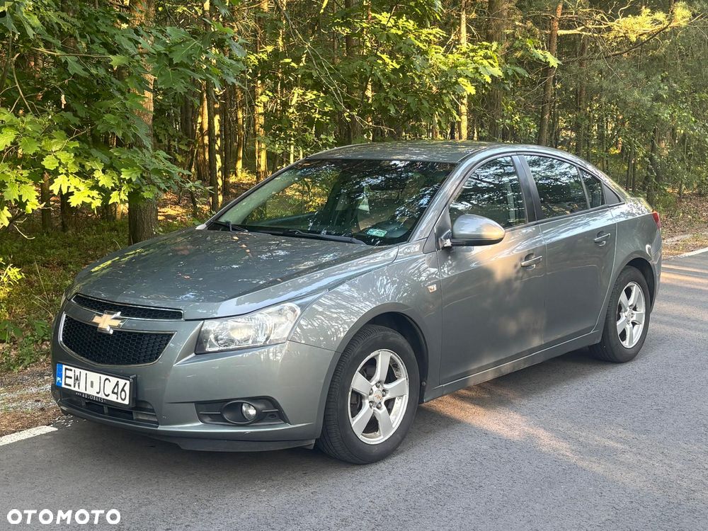 Chevrolet Cruze 1.6 LS+ - 2