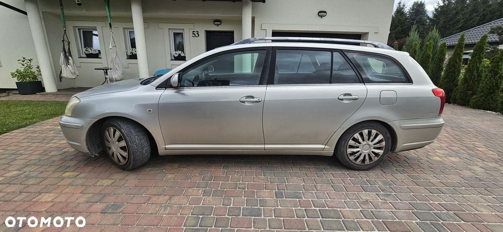 Toyota Avensis - 3
