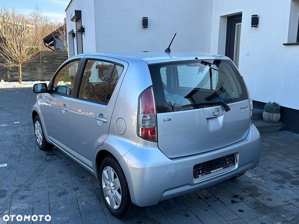 Daihatsu Sirion 1.3 - 5