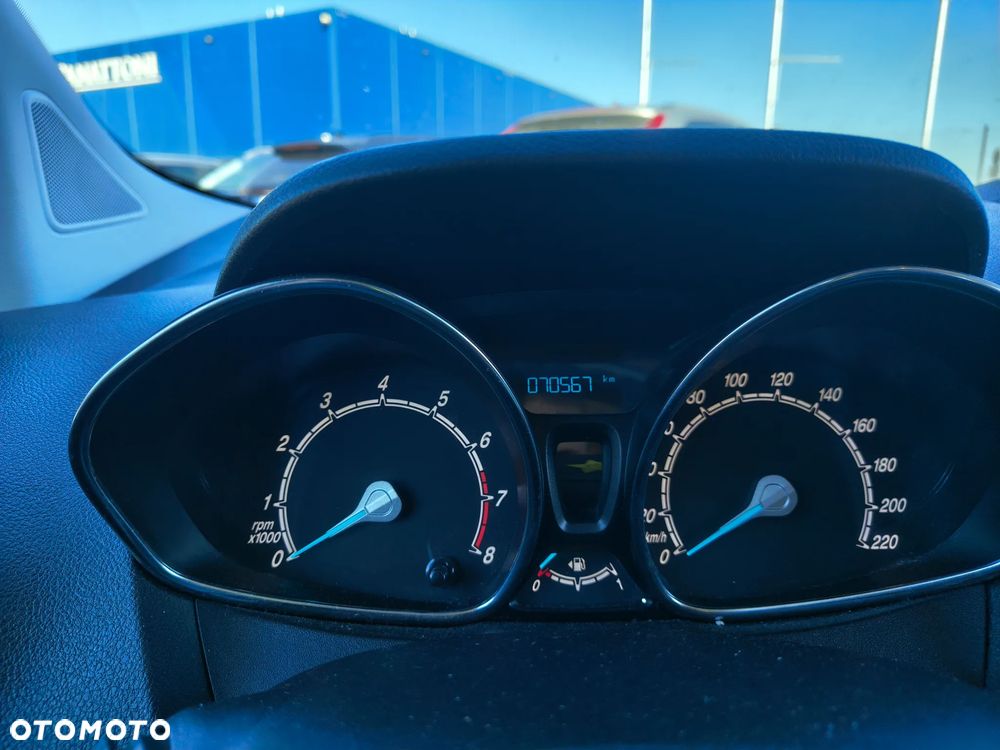 Ford Tourneo Courier 1.0 EcoBoost Titanium - 5