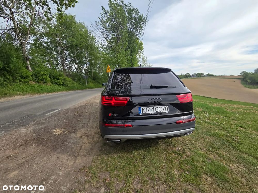 Audi Q7 - 25
