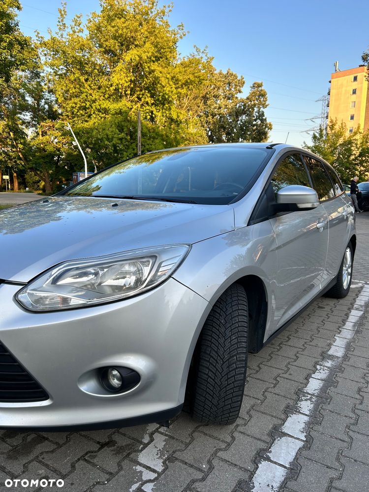 Ford Focus 1.6 Trend - 8