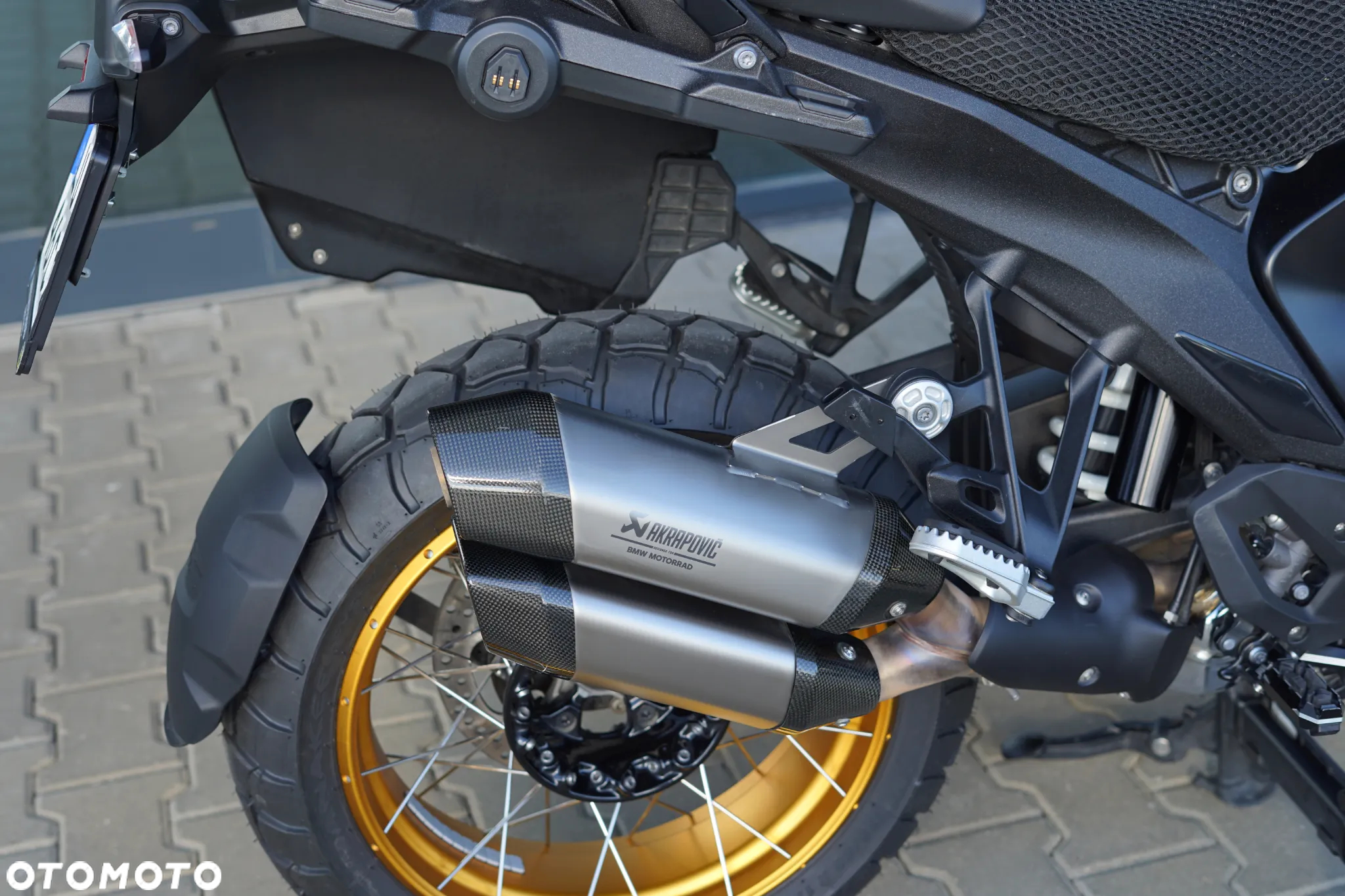 BMW R - 18