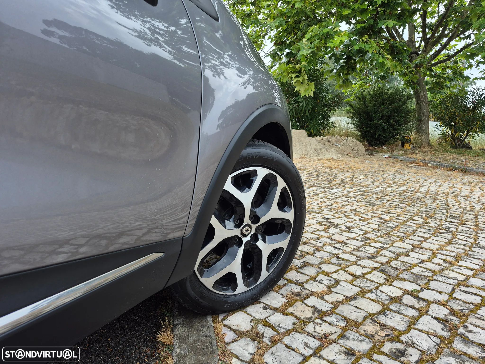 Renault Captur 0.9 TCE Exclusive - 10