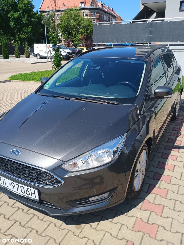 Ford Focus 1.0 EcoBoost Titanium - 1