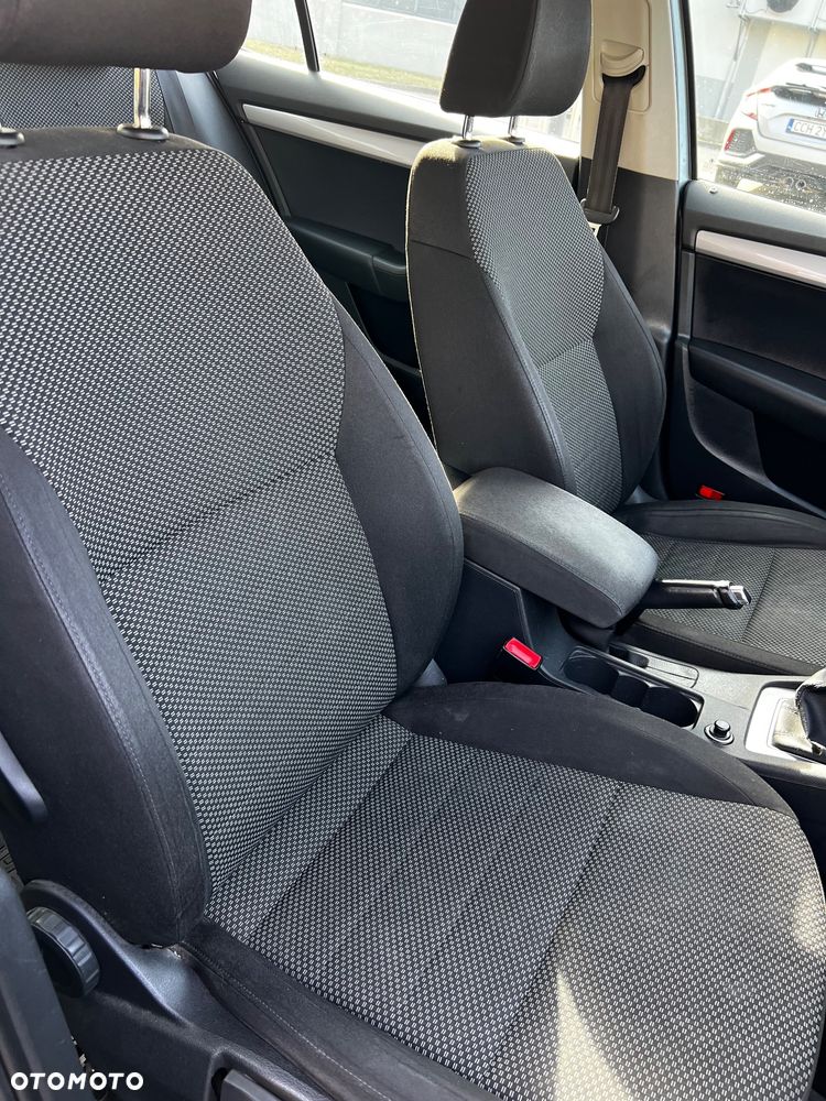 Skoda Octavia 1.4 TSI Ambition - 17