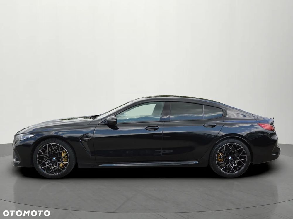 BMW M8 Competition - 4