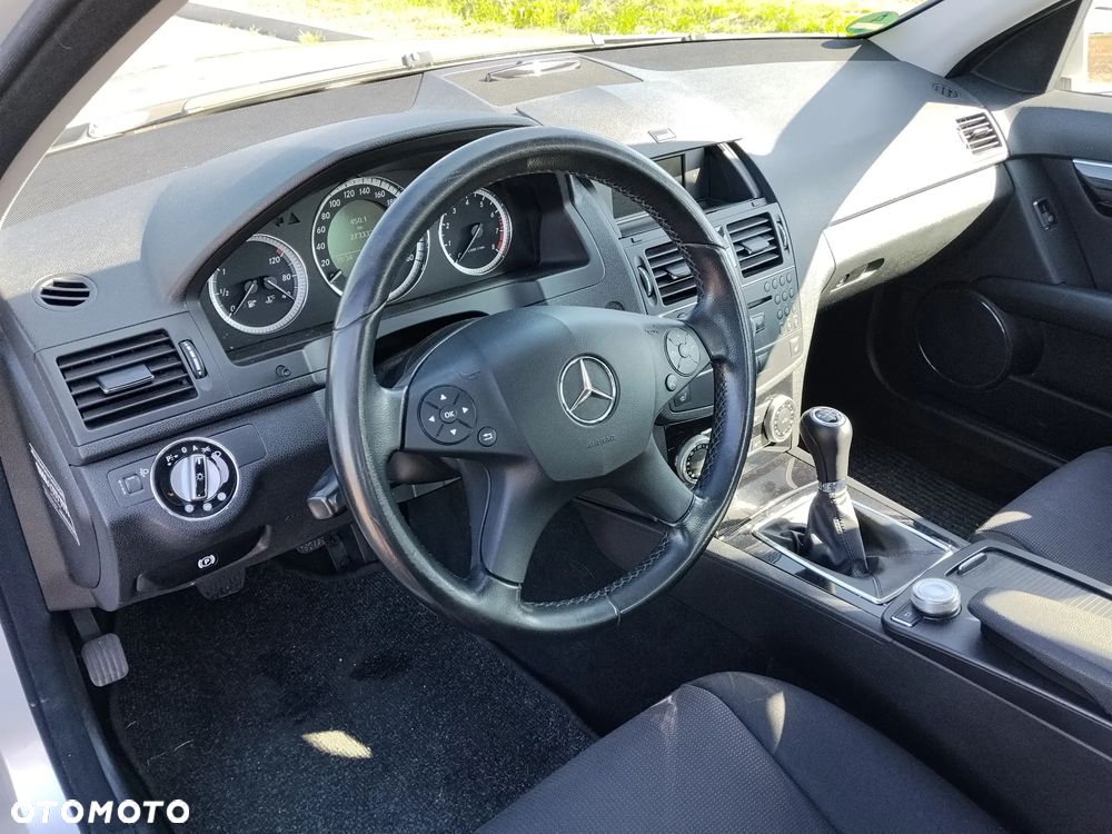 Mercedes-Benz Klasa C 200 Kompressor Classic - 11