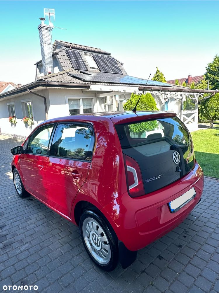 Volkswagen up! Active - 4