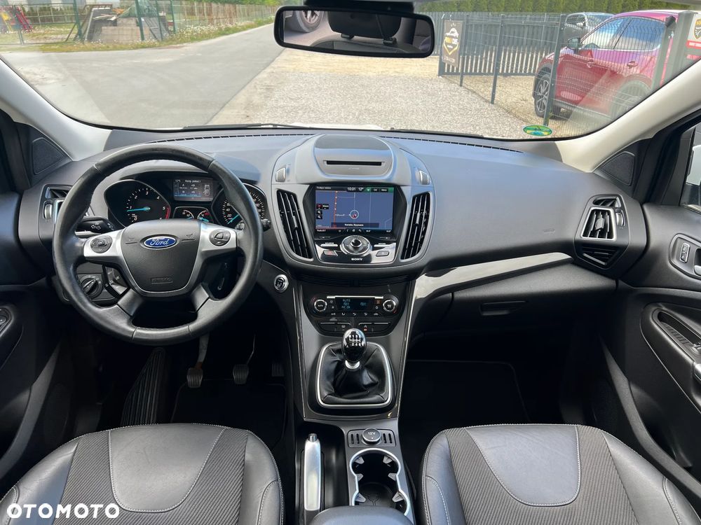 Ford Kuga 2.0 TDCi 4x4 Individual - 24