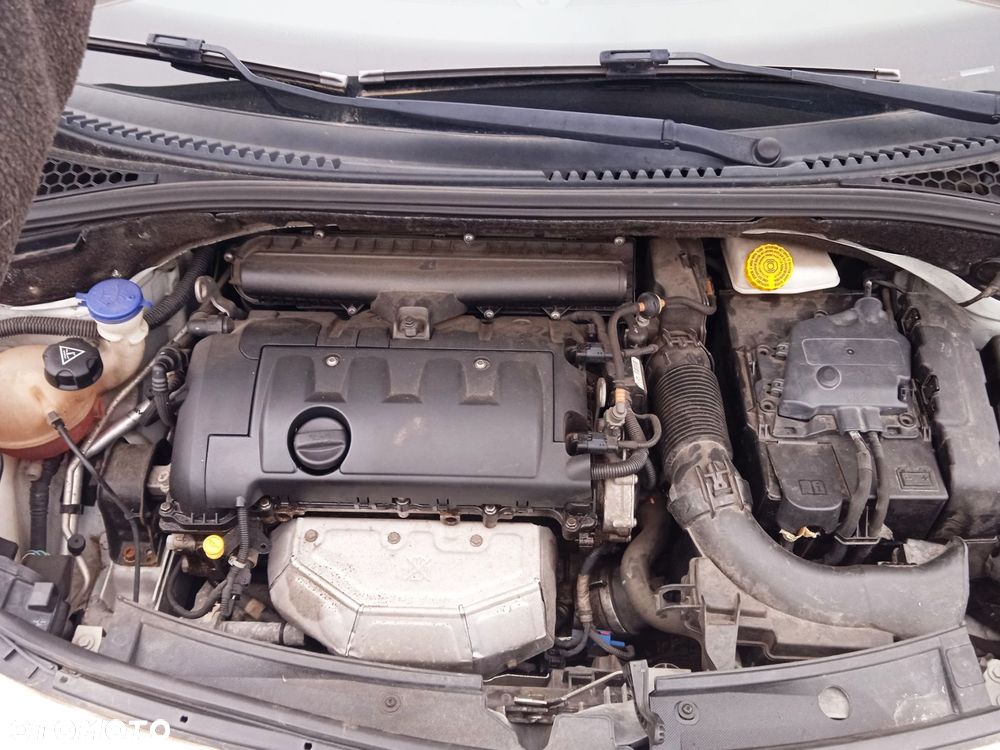 Na części Citroen DS3 2011 1.6 L4 16V EWP silnik skrzynia biegów klapa błotnik drzwi zderzak - 7