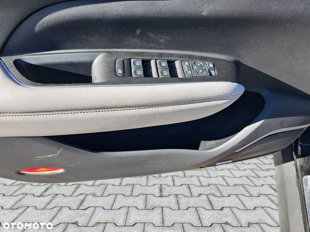 Renault Koleos 2.0 Blue dCi Initiale Paris 4x4 X-Tronic - 13