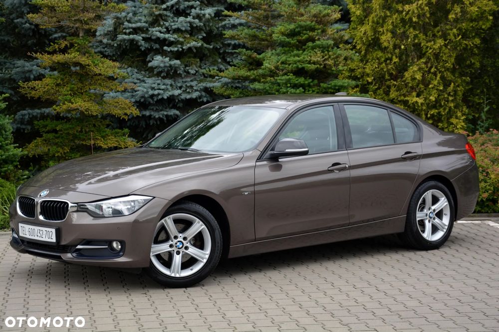 BMW Seria 3 318d Blue Performance Sport Line - 15
