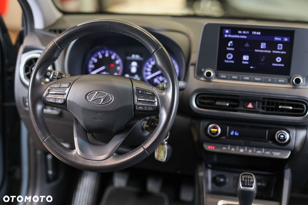 Hyundai Kona - 24