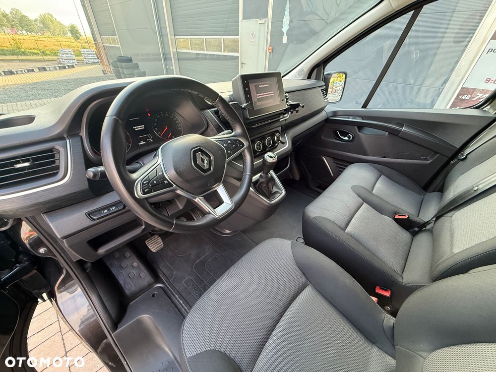 Renault Trafic 2.0 dCi - 16
