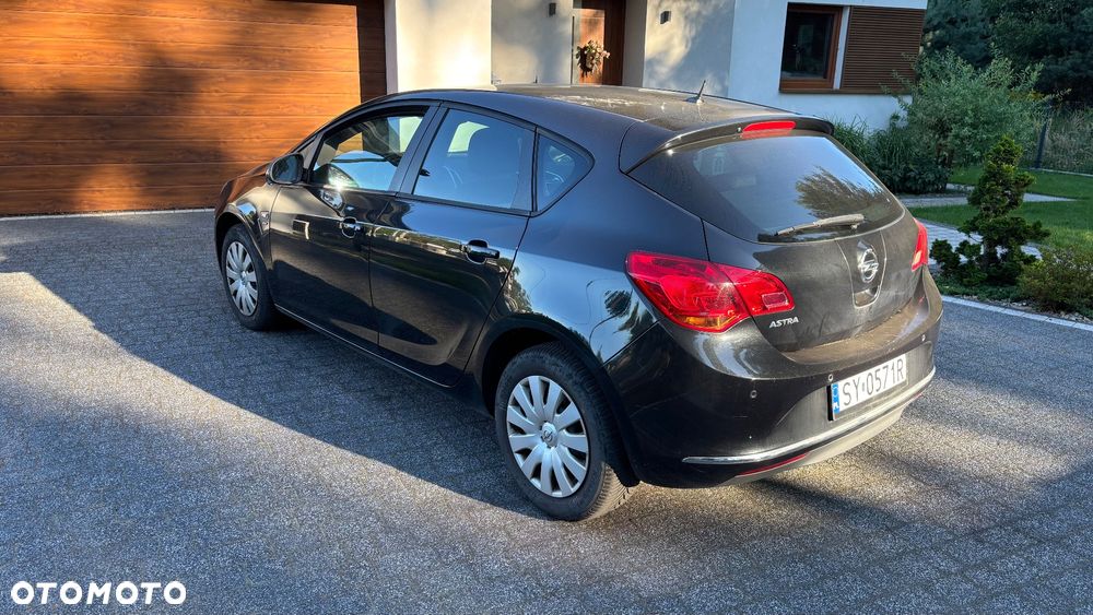 Opel Astra 1.4 T Enjoy - 2