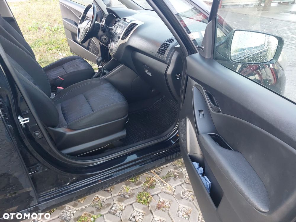 Hyundai ix20 - 11