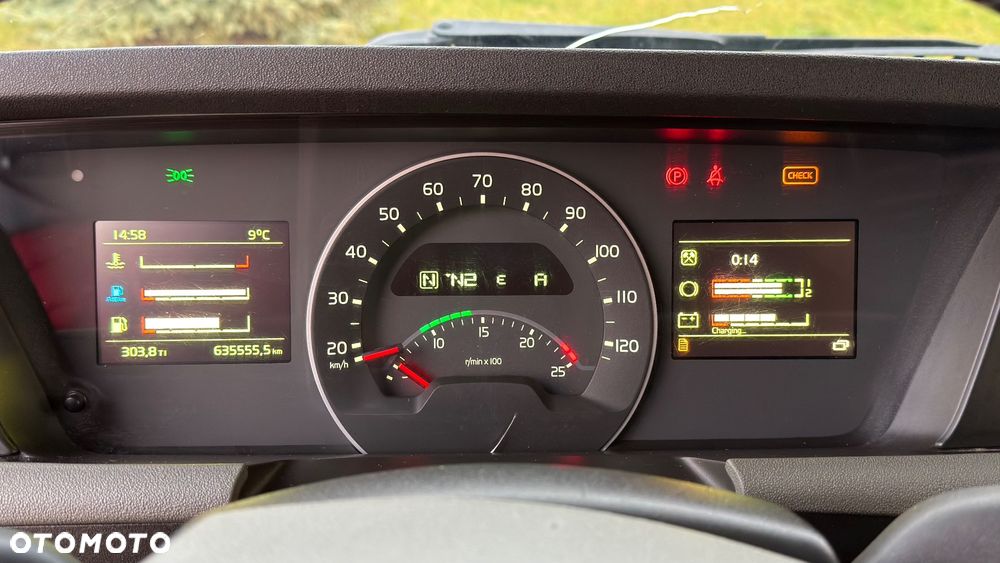 Volvo FH 500 l KSENON l LODÓWKA l 4 PODUSZKI KABINA - 23