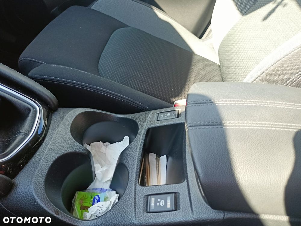 Nissan Qashqai 1.5 dCi N-Connecta - 20