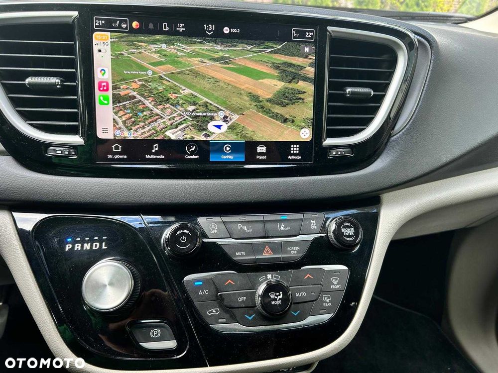 Chrysler Pacifica - 8
