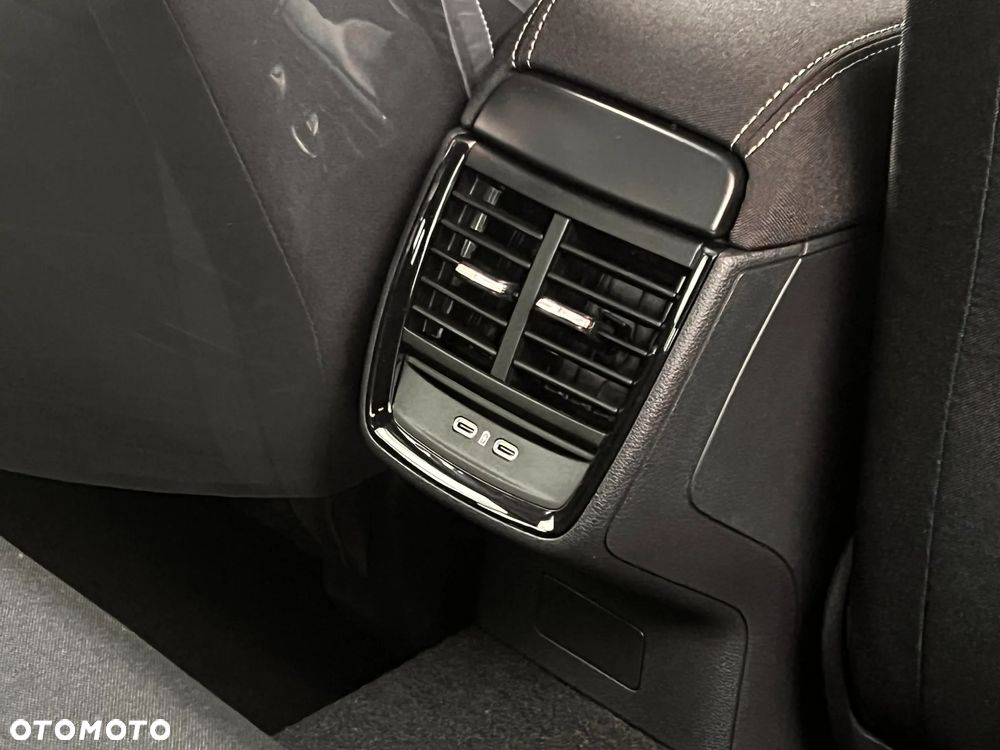 Skoda Kamiq 1.5 TSI Selection - 17