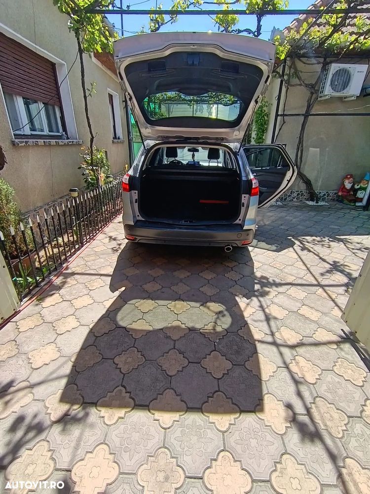 Ford Focus - 8