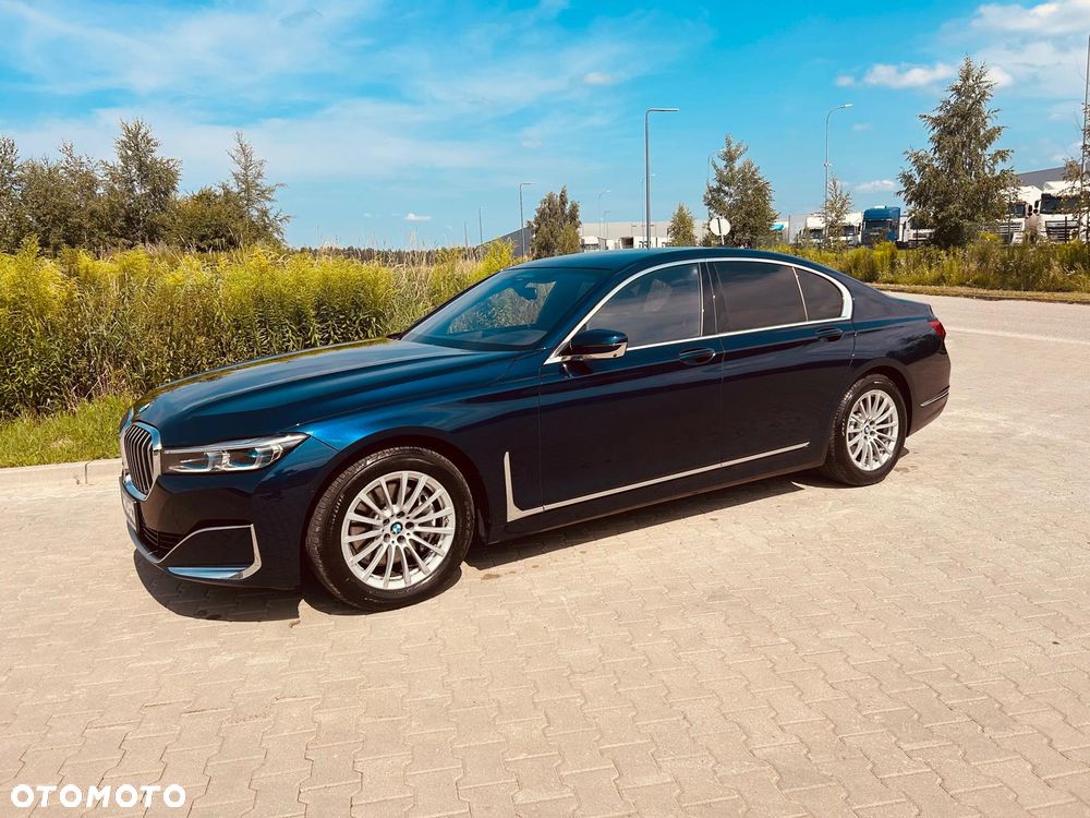 BMW Seria 7 730d xDrive mHEV - 2